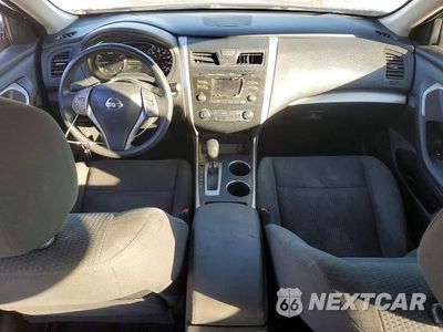 Zdjęcie 8 z 12 samochodu: 2015 NISSAN ALTIMA 2.5 S VIN:1N4AL3AP5FC244099 - miniatura