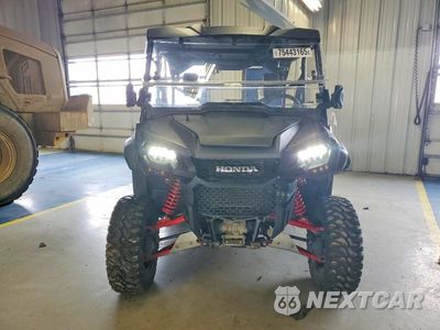 Drugie zdjęcie samochodu z przodu: 2018 HONDA PIONEER 1000 UTILITY VEHICLE VIN:1HFVE04T2J4201796 - miniatura
