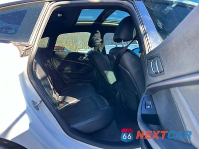 Zdjęcie 8 z 10 samochodu: 2021 BMW M235XI VIN:WBA13AL06M7G83218 - miniatura