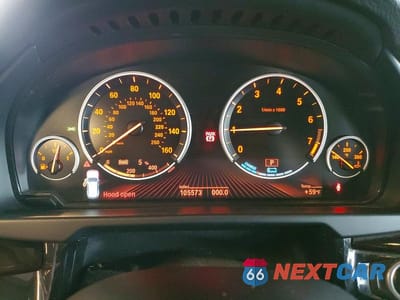 Zdjęcie 9 z 13 samochodu: 2016 BMW X5 XDR40E VIN:5UXKT0C53G0S75300 - miniatura