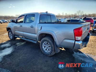 Drugie zdjęcie samochodu z przodu: 2017 TOYOTA TACOMA SR5 V6 VIN:3TMCZ5AN8HM086886 - miniatura