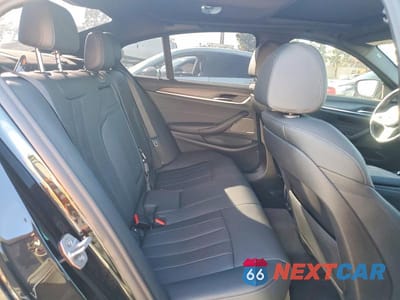 Zdjęcie 10 z 12 samochodu: 2022 BMW 530 I VIN:WBA53BH02NCJ90240 - miniatura