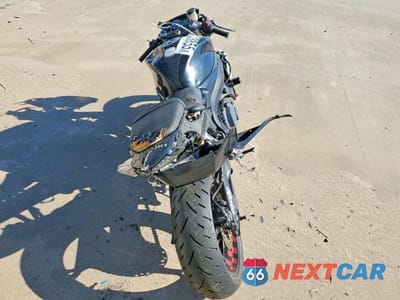 Zdjęcie 6 z 9 samochodu: 2008 SUZUKI GSX-R600 VIN:JS1GN7EA482100347 - miniatura