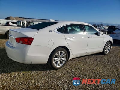 Trzecie zdjęcie samochodu z tyłu: 2017 CHEVROLET IMPALA LT VIN:2G1105SA3H9152386 - miniatura