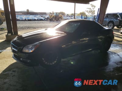 2012 MERCEDES-BENZ SLK 350 WDDPK5HA8CF012942 - główne zdjęcie licytacji z USA - miniatura