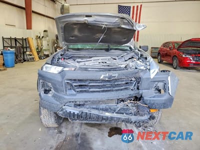 Piąte zdjęcie samochodu w środku: 2024 CHEVROLET COLORADO TRAIL BOSS VIN:1GCPTEEK6R1171081 - miniatura