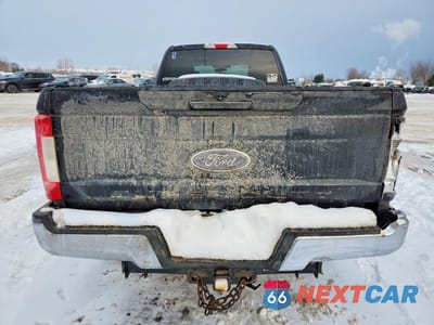 Zdjęcie 6 z 12 samochodu: 2017 FORD F250 SUPER DUTY VIN:1FT7W2BT9HEE60000 - miniatura