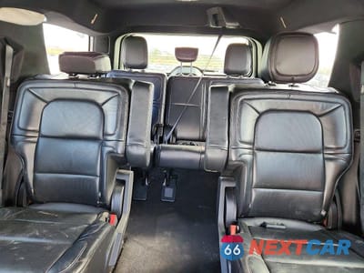 Zdjęcie 10 z 13 samochodu: 2019 LINCOLN NAVIGATOR RESERVE VIN:5LMJJ2LTXKEL08620 - miniatura