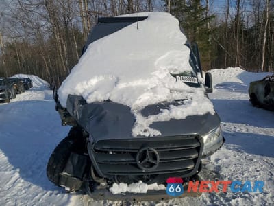 Piąte zdjęcie samochodu w środku: 2022 MERCEDES BENZ SPRINTER 2500 VIN:W1W4DBHY2NP476913 - miniatura