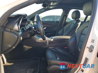 Zdjęcie 7 z 11 samochodu: 2020 MERCEDES-BENZ C 300 4MATIC VIN:WDDWF8EB8LR550117 - miniatura