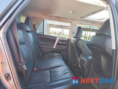 Zdjęcie 11 z 13 samochodu: 2019 TOYOTA 4RUNNER VIN:JTEZU5JR0K5200108 - miniatura