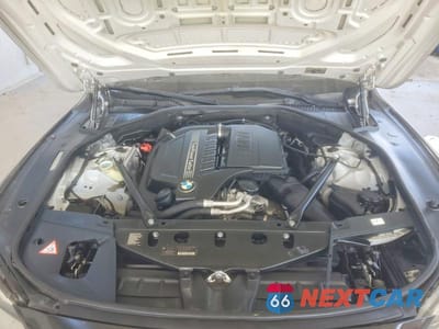 Zdjęcie 11 z 12 samochodu: 2014 BMW 740 LI VIN:WBAYE4C52ED138266 - miniatura