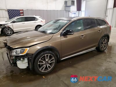 2016 VOLVO V60 CROSS COUNTRY PLATINUM YV4612HM9G1007802 - główne zdjęcie licytacji z USA - miniatura