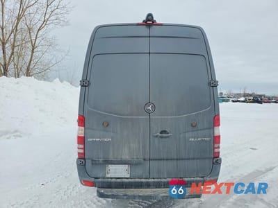 Zdjęcie 6 z 13 samochodu: 2014 MERCEDES-BENZ SPRINTER 2500 VIN:WD3BE8DC2E5884864 - miniatura
