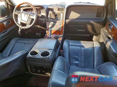 Zdjęcie 8 z 12 samochodu: 2015 LINCOLN NAVIGATOR VIN:5LMJJ2HT8FEJ01738 - miniatura
