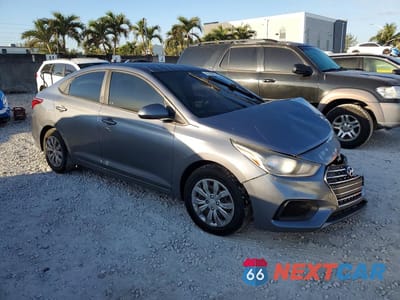 Czwarte zdjęcie samochodu z boku: 2019 HYUNDAI ACCENT SE VIN:3KPC24A39KE049344 - miniatura