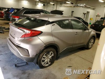 Trzecie zdjęcie samochodu z tyłu: 2020 TOYOTA C-HR XLE VIN:NMTKHMBX3LR116313 - miniatura