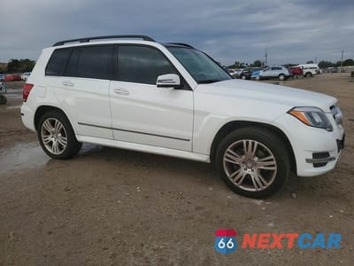 Czwarte zdjęcie samochodu z boku: 2014 MERCEDES-BENZ GLK 350 VIN:WDCGG5HB2EG336819 - miniatura
