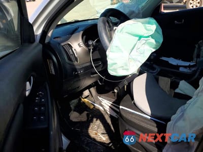 Zdjęcie 8 z 12 samochodu: 2014 KIA SPORTAGE LX VIN:KNDPB3AC0E7555600 - miniatura