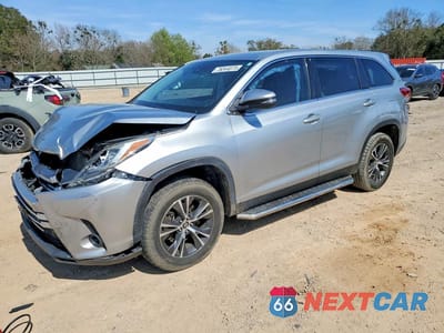 2019 TOYOTA HIGHLANDER LE 5TDZARFHXKS047378 - główne zdjęcie licytacji z USA - miniatura