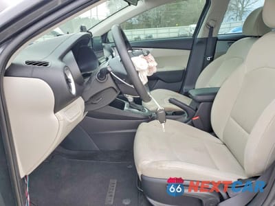 Zdjęcie 7 z 14 samochodu: 2023 KIA FORTE LXS VIN:3KPF24AD4PE506137 - miniatura