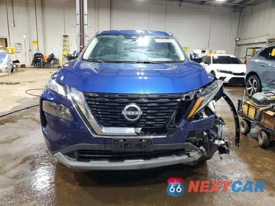 Piąte zdjęcie samochodu w środku: 2023 NISSAN ROGUE S VIN:5N1BT3AB1PC866277 - miniatura