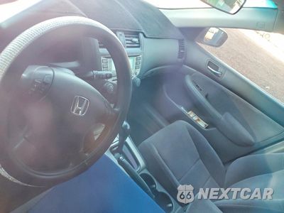 Zdjęcie 8 z 12 samochodu: 2006 HONDA ACCORD EX VIN:JHMCM56746C007719 - miniatura