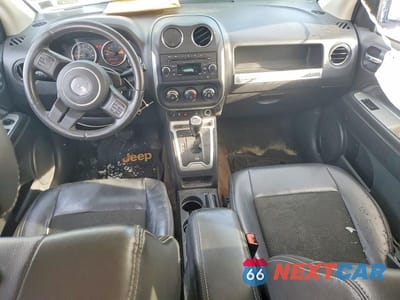 Zdjęcie 8 z 13 samochodu: 2014 JEEP COMPASS LATITUDE VIN:1C4NJDEB0ED688182 - miniatura