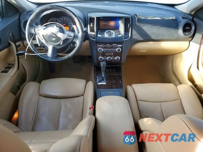 Zdjęcie 8 z 12 samochodu: 2010 NISSAN MAXIMA 3.5 S VIN:1N4AA5AP9AC866621 - miniatura
