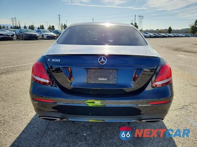 Zdjęcie 6 z 11 samochodu: 2019 MERCEDES-BENZ E 300 VIN:WDDZF4JB7KA548206 - miniatura
