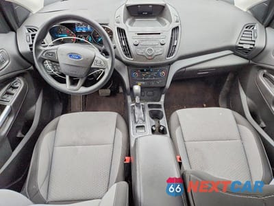 Zdjęcie 8 z 13 samochodu: 2017 FORD ESCAPE SE VIN:1FMCU0GD4HUA54797 - miniatura