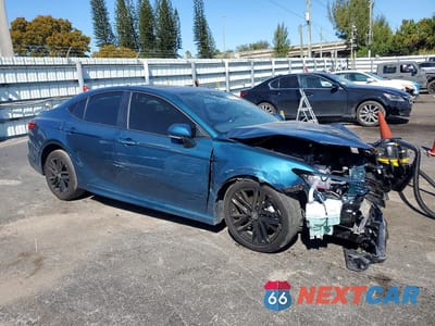 Czwarte zdjęcie samochodu z boku: 2025 TOYOTA CAMRY XSE VIN:4T1DAACK3SU118889 - miniatura