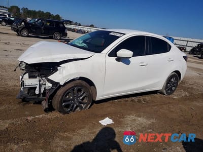 2019 TOYOTA YARIS L 3MYDLBYV6KY510142 - główne zdjęcie licytacji z USA - miniatura