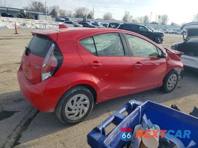 Trzecie zdjęcie samochodu z tyłu: 2016 TOYOTA PRIUS C ONE VIN:JTDKDTB39G1118512 - miniatura