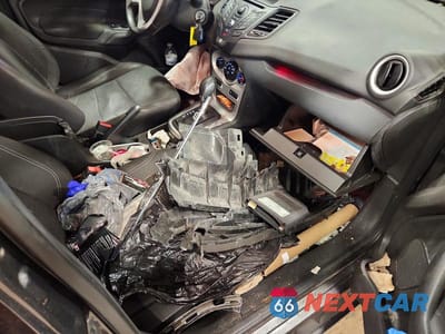 Zdjęcie 12 z 13 samochodu: 2015 FORD FIESTA SE VIN:3FADP4BJ6FM145176 - miniatura