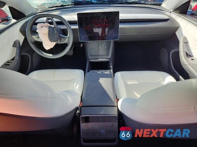 Zdjęcie 8 z 11 samochodu: 2025 TESLA MODEL 3 VIN:5YJ3E1EA3SF065841 - miniatura