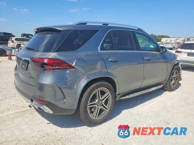 Trzecie zdjęcie samochodu z tyłu: 2026 MERCEDES-BENZ GLE 450 4MATIC VIN:4JGFB5KB2TB527221 - miniatura