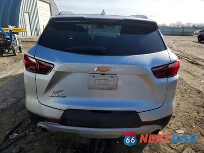 Zdjęcie 6 z 13 samochodu: 2021 CHEVROLET BLAZER 2LT VIN:3GNKBCRS1MS533439 - miniatura