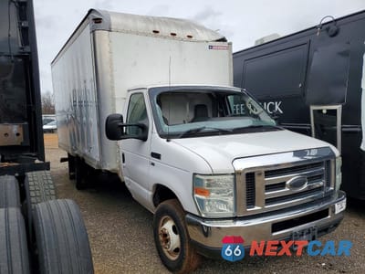 Czwarte zdjęcie samochodu z boku: 2016 FORD E350 BOX TRUCK VIN:1FDWE3FL2GDC25095 - miniatura