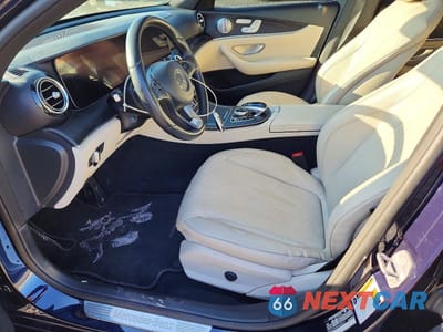 Zdjęcie 7 z 12 samochodu: 2018 MERCEDES-BENZ E 300 4MATIC VIN:WDDZF4KB4JA400317 - miniatura