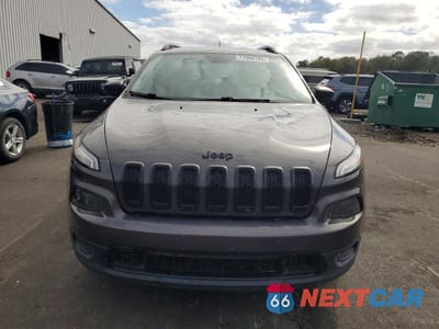 Piąte zdjęcie samochodu w środku: 2017 JEEP CHEROKEE SPORT VIN:1C4PJLAS6HW661814 - miniatura