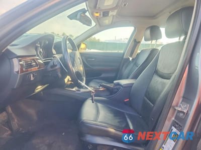 Zdjęcie 7 z 11 samochodu: 2011 BMW 328 XI SULEV VIN:WBAPK5G56BNN27440 - miniatura