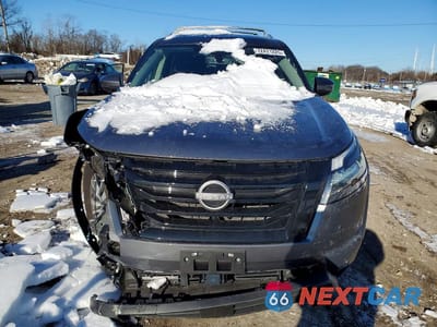 Piąte zdjęcie samochodu w środku: 2025 NISSAN PATHFINDER SL VIN:5N1DR3CC6SC269146 - miniatura