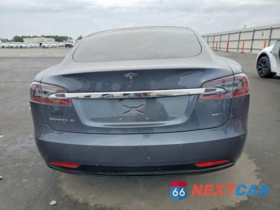 Zdjęcie 6 z 12 samochodu: 2018 TESLA MODEL S VIN:5YJSA1E25JF276070 - miniatura