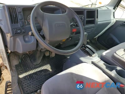 Zdjęcie 8 z 11 samochodu: 2018 ISUZU NPR HD VIN:54DC4W1B3JS801124 - miniatura