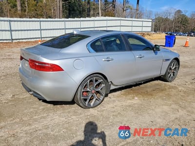 Trzecie zdjęcie samochodu z tyłu: 2017 JAGUAR XE R - SPORT VIN:SAJAL4BVXHA971073 - miniatura