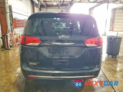Zdjęcie 6 z 12 samochodu: 2018 CHRYSLER PACIFICA TOURING L VIN:2C4RC1BG5JR356112 - miniatura