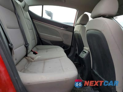 Zdjęcie 10 z 13 samochodu: 2018 HYUNDAI ELANTRA SEL VIN:5NPD84LF7JH344821 - miniatura