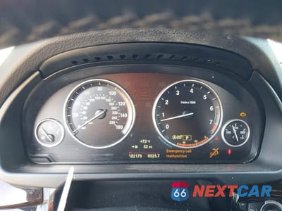 Zdjęcie 9 z 12 samochodu: 2017 BMW X5 SDRIVE35I VIN:5UXKR2C59H0U18469 - miniatura