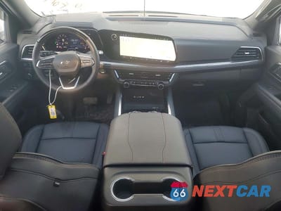 Zdjęcie 8 z 13 samochodu: 2025 CHEVROLET SUBURBAN K1500 RST VIN:1GNS6ERLXSR271347 - miniatura